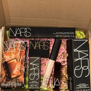 NARS Makeup bundle